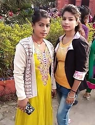 girls are posing undressed on cam