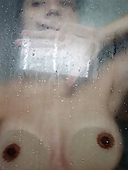 Older woman Nina, a hot babe